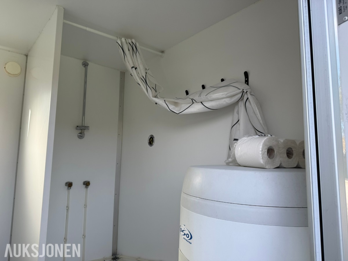 Arnpro 550MB sanitærbrakke – 3 separate bad med dusj/WC – 230/400V 