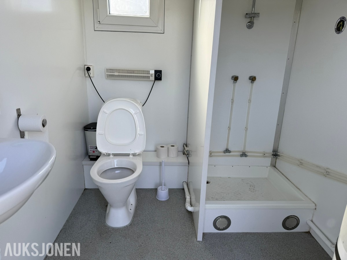 Arnpro 550MB sanitærbrakke – 3 separate bad med dusj/WC – 230/400V 