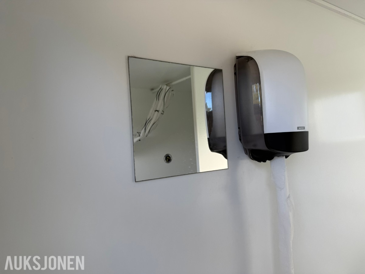 Arnpro 550MB sanitærbrakke – 3 separate bad med dusj/WC – 230/400V 