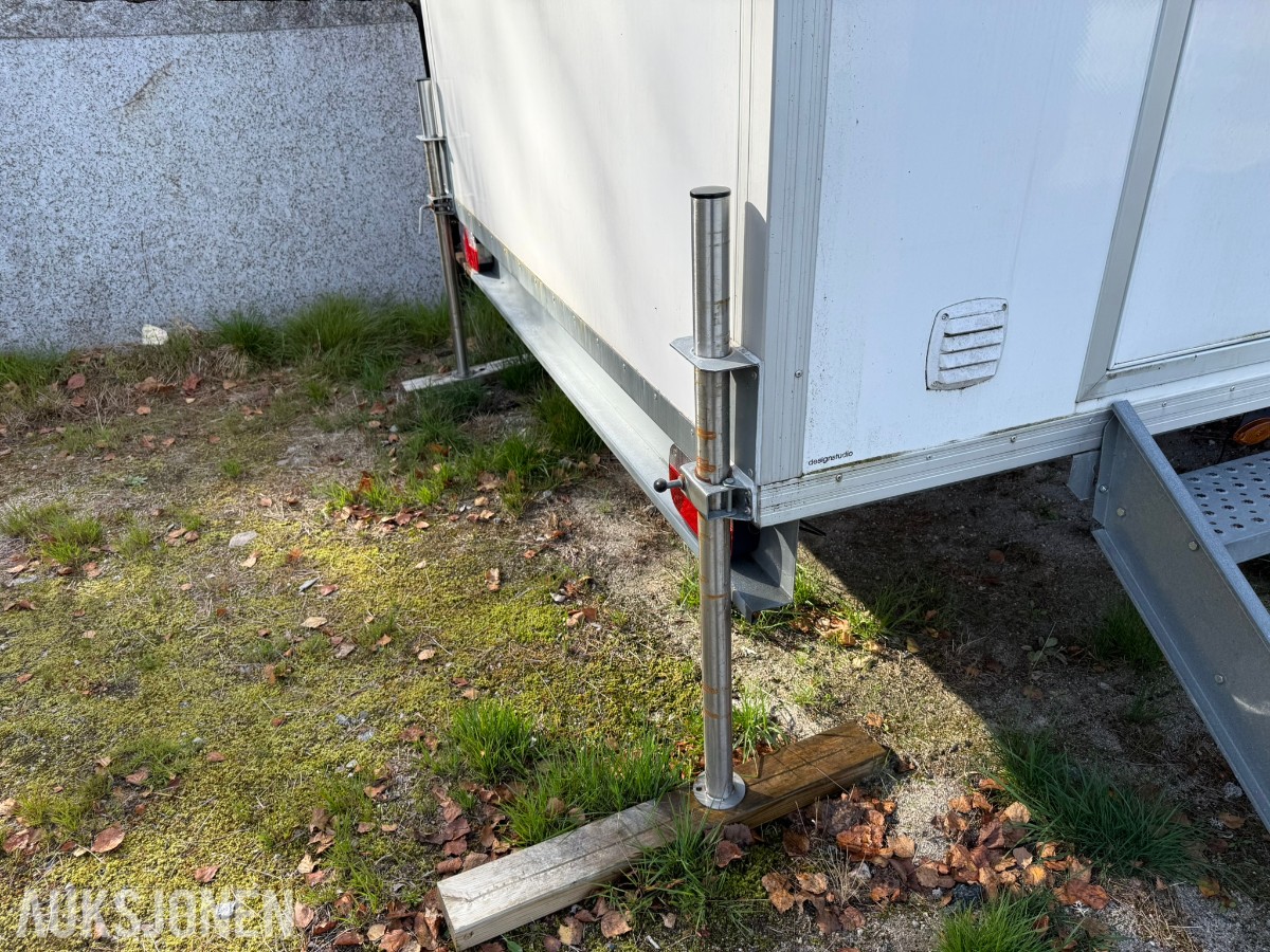Arnpro 550MB sanitærbrakke – 3 separate bad med dusj/WC – 230/400V 