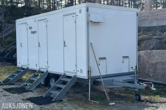 Arnpro 550MB sanitærbrakke – 3 separate bad med dusj/WC – 230/400V 