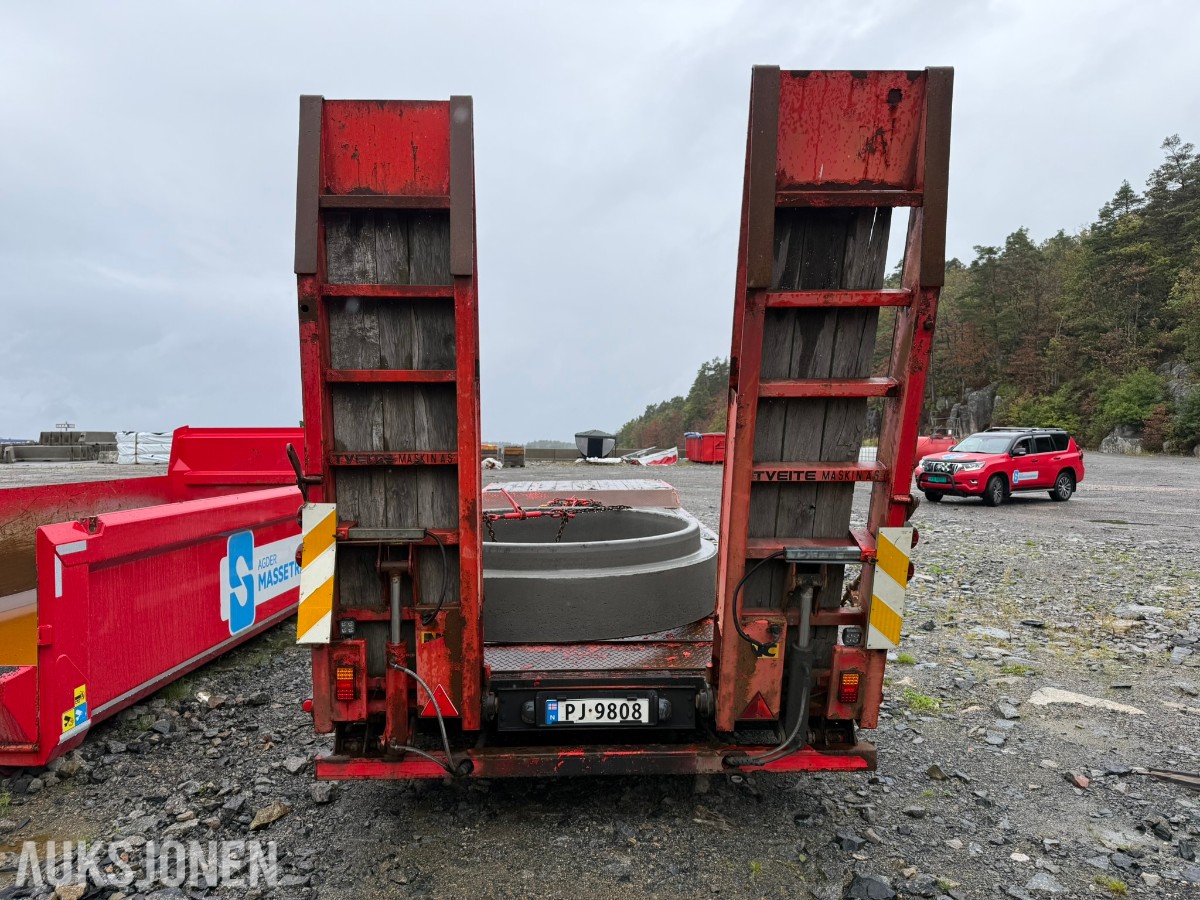 2012 NC Maskinhenger JA-30-L , 3 aksler, kjørebruer, rep.objekt