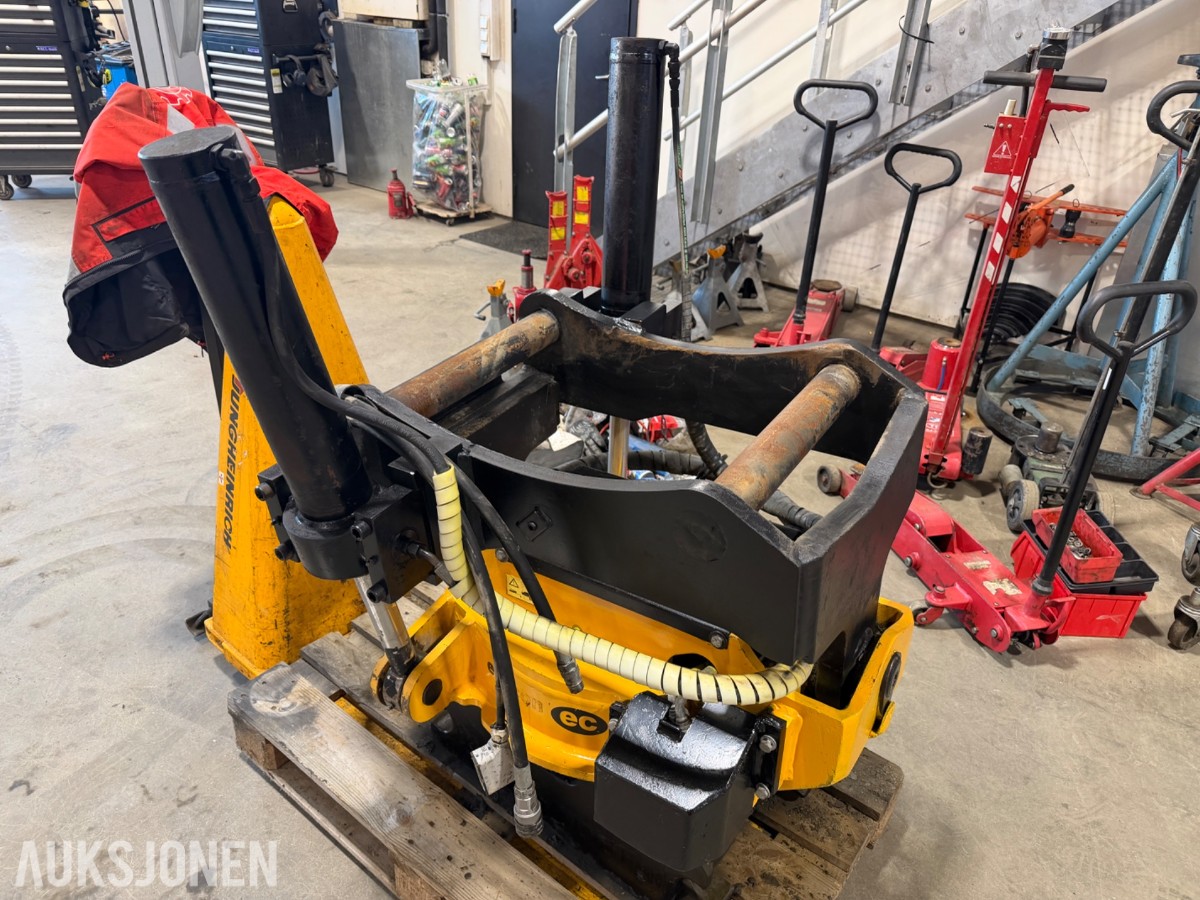 2011 Engcon EC30 Tiltrotator med S70 feste