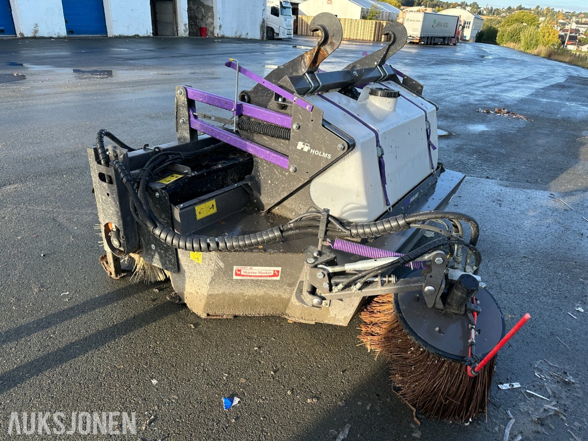 2019 Holms 300-2.5 Feiekost, BM feste, sidekost, vanntank
