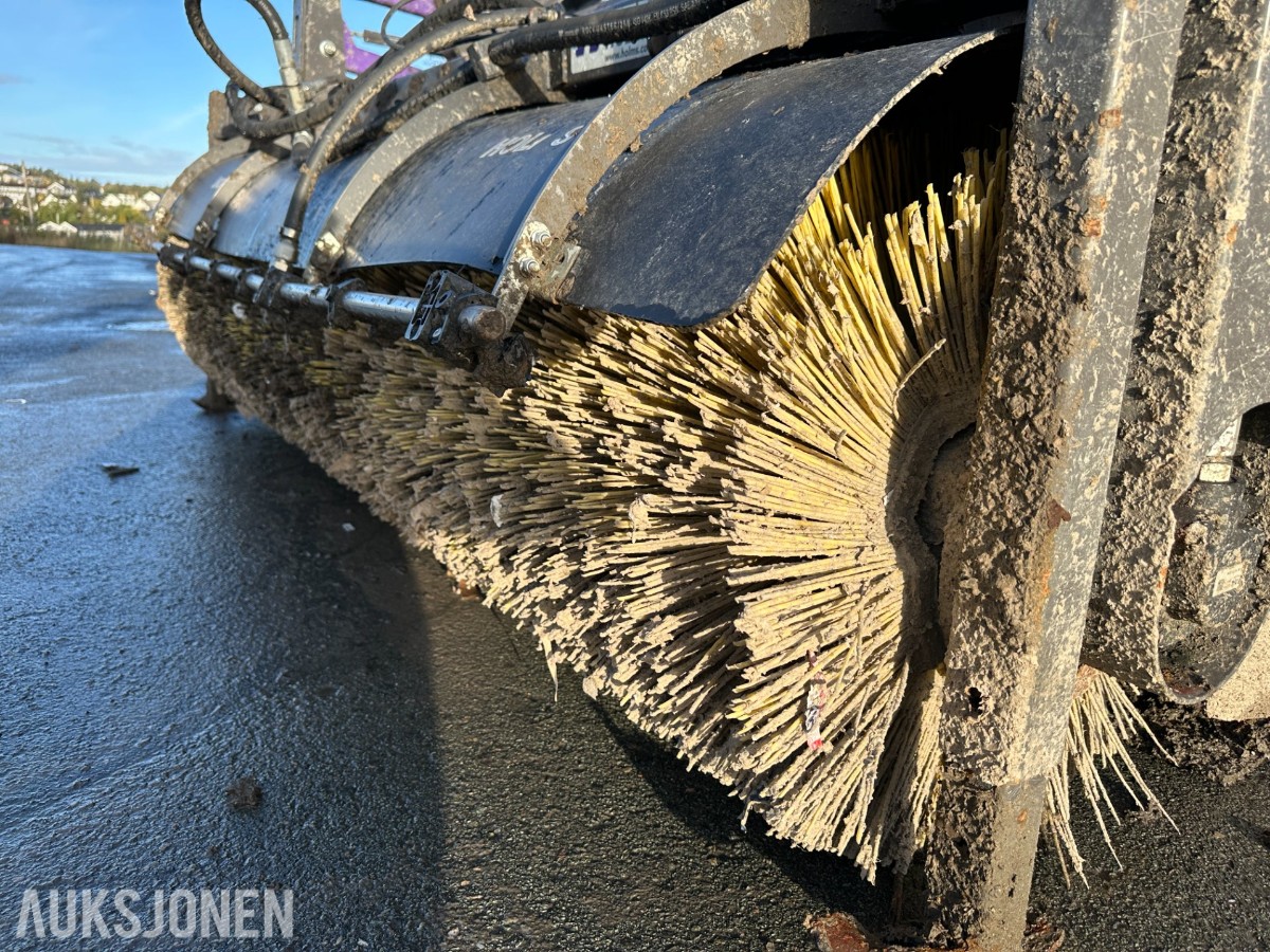 2019 Holms 300-2.5 Feiekost, BM feste, sidekost, vanntank