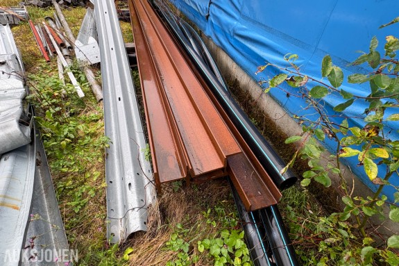 3 stk. H-bjelker og 2 stk. C-bjelker - ca. 12 meter