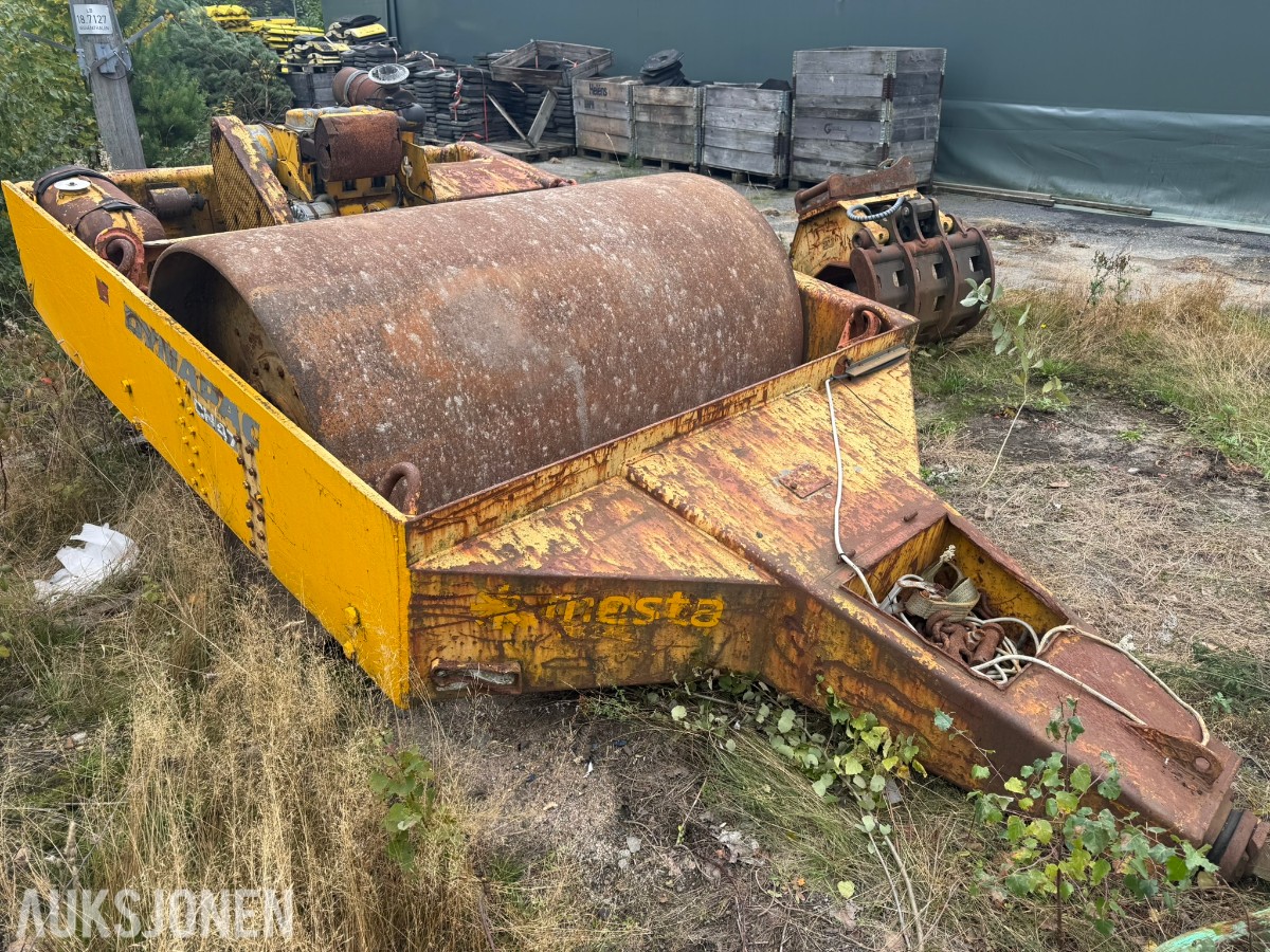 Dynapac CH 47 slepevals, Deutz 3-syl. motor,