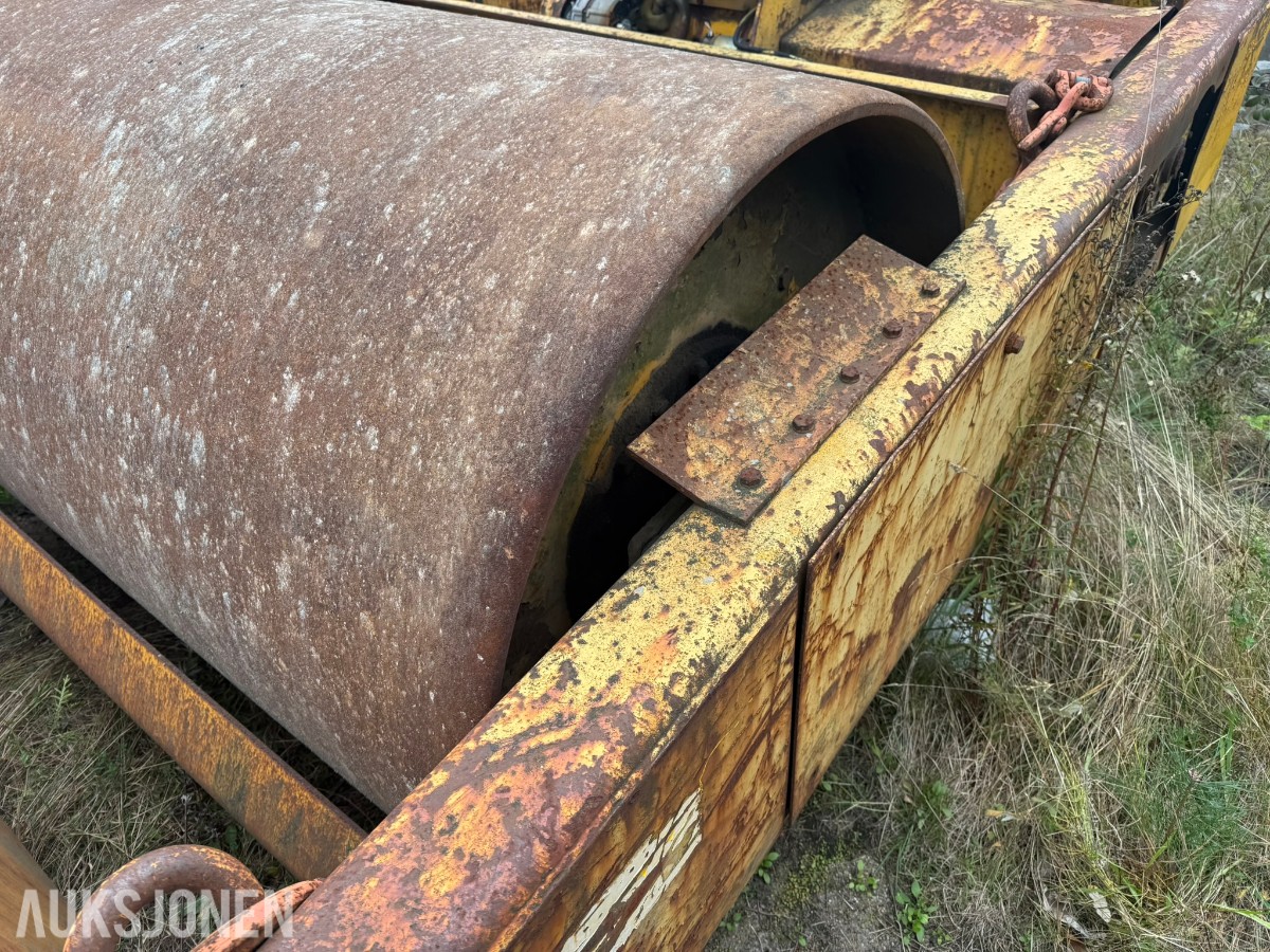 Dynapac CH 47 slepevals, Deutz 3-syl. motor,