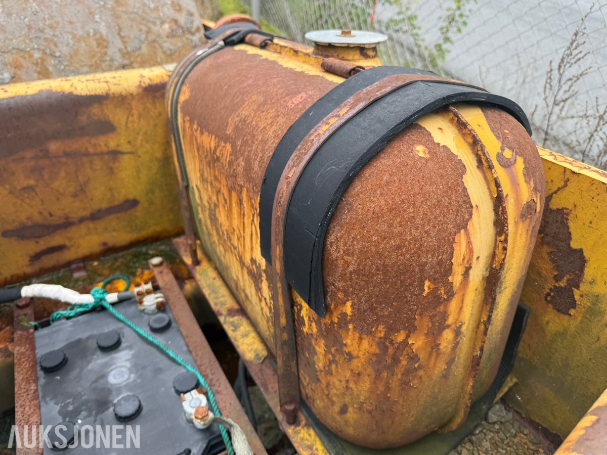 Dynapac CH 47 slepevals, Deutz 3-syl. motor,