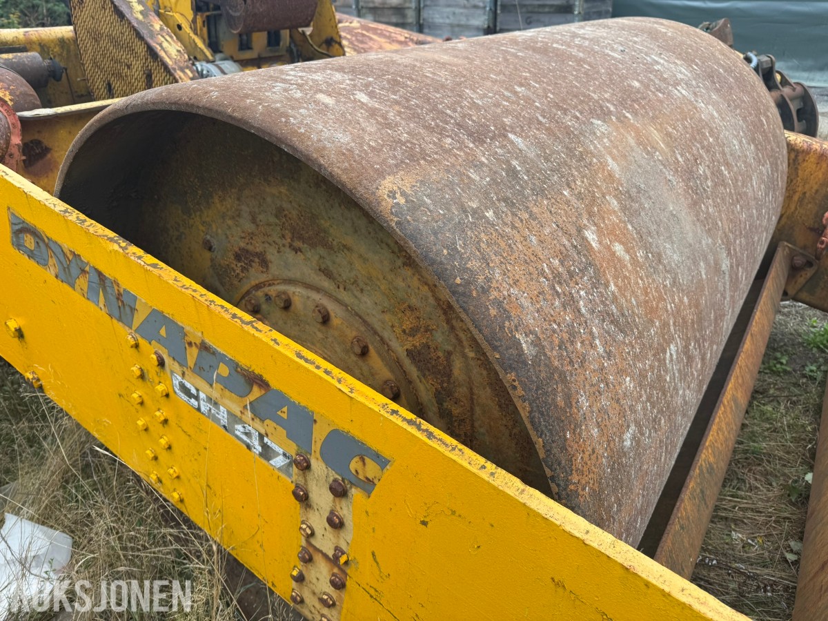 Dynapac CH 47 slepevals, Deutz 3-syl. motor,