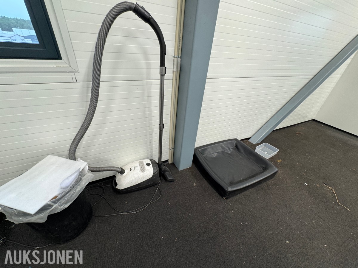 Div utstyr-pallereol etc jekketralle-skap-verktøy