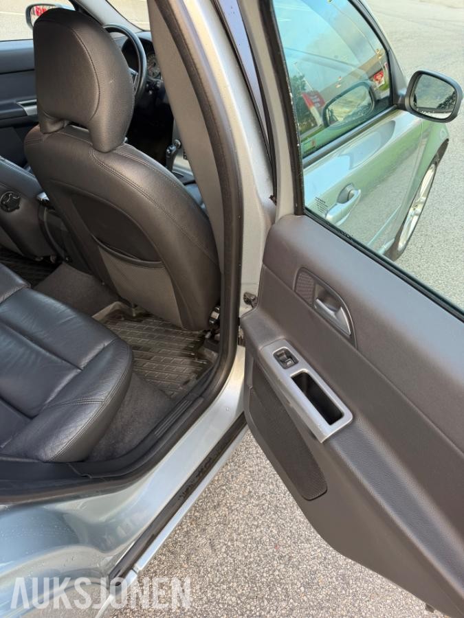 2009 VOLVO V50 2.0D 136HK AUTOMAT EU-OK 01.28 HENGERFESTE SKINN