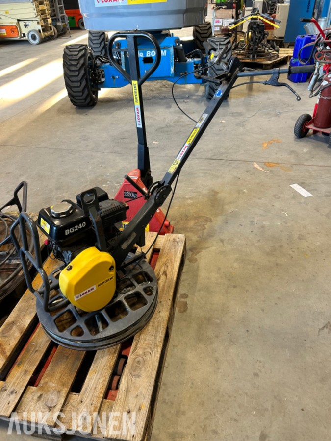 2012 Atlas Copco BG240 glattemaskin Ø600 mm | Bensindrevet | Reparasjonsobjekt