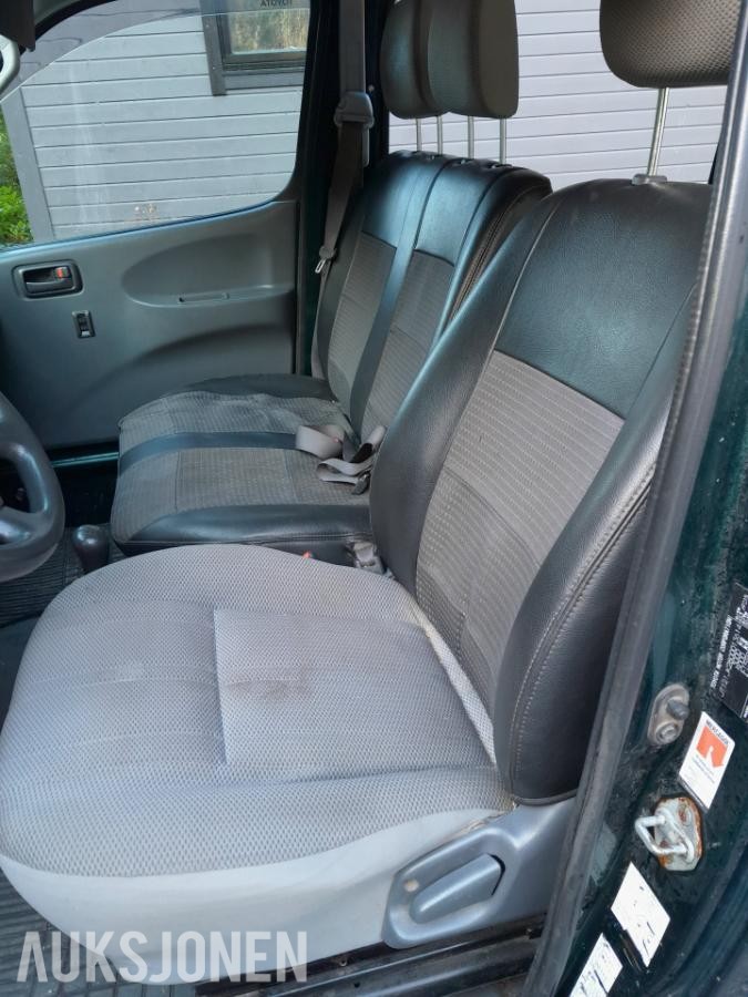 2006 Toyota HiAce 4x4 lang 6 seter hengerfeste  eu ok 09.2028