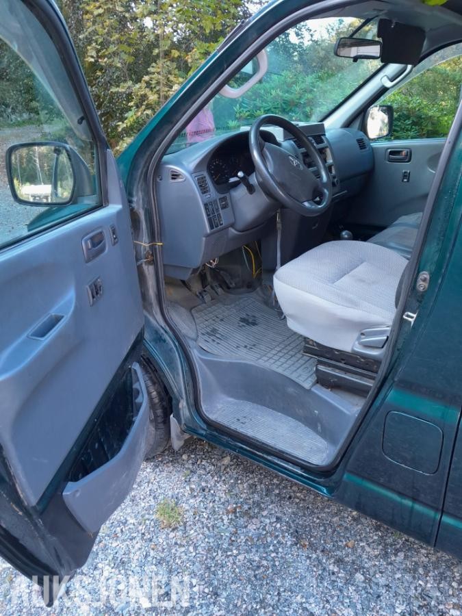 2006 Toyota HiAce 4x4 lang 6 seter hengerfeste  eu ok 09.2028