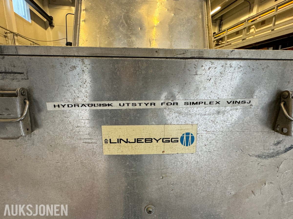 Hydraulisk motor og sentral for Simplex vinsj 