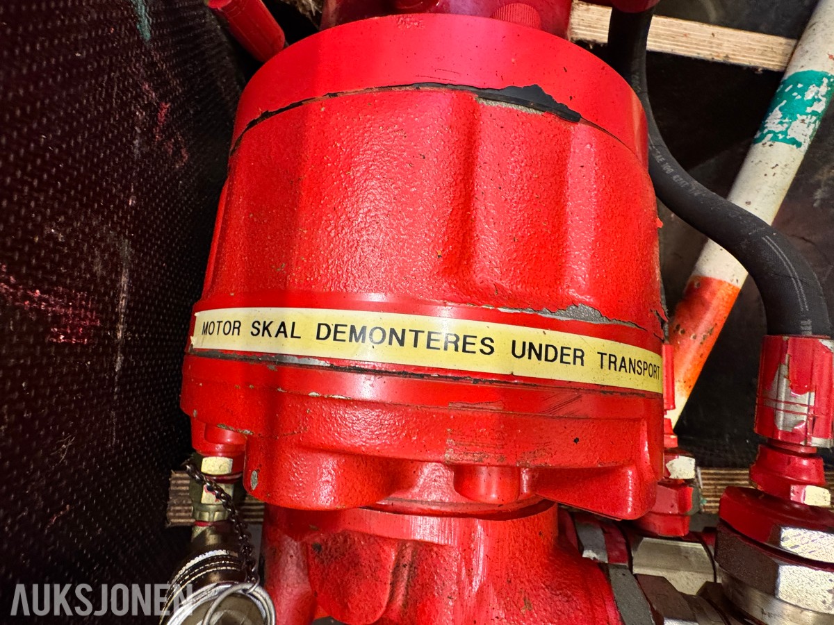 Hydraulisk motor og sentral for Simplex vinsj 