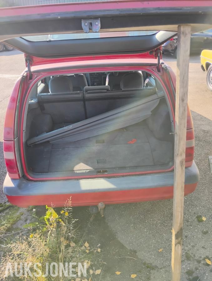 1995 VOLVO 850 T5 SE 2.3 225HK REP. OBJEKT/DELEBIL 