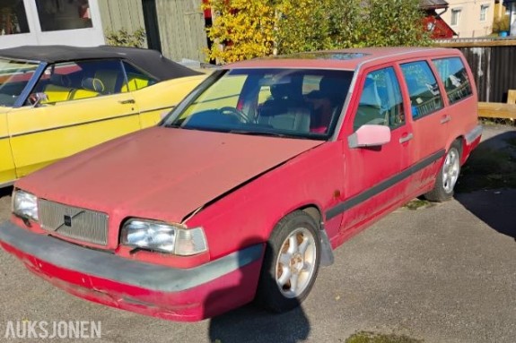 1995 VOLVO 850 T5 SE 2.3 225HK REP. OBJEKT/DELEBIL 