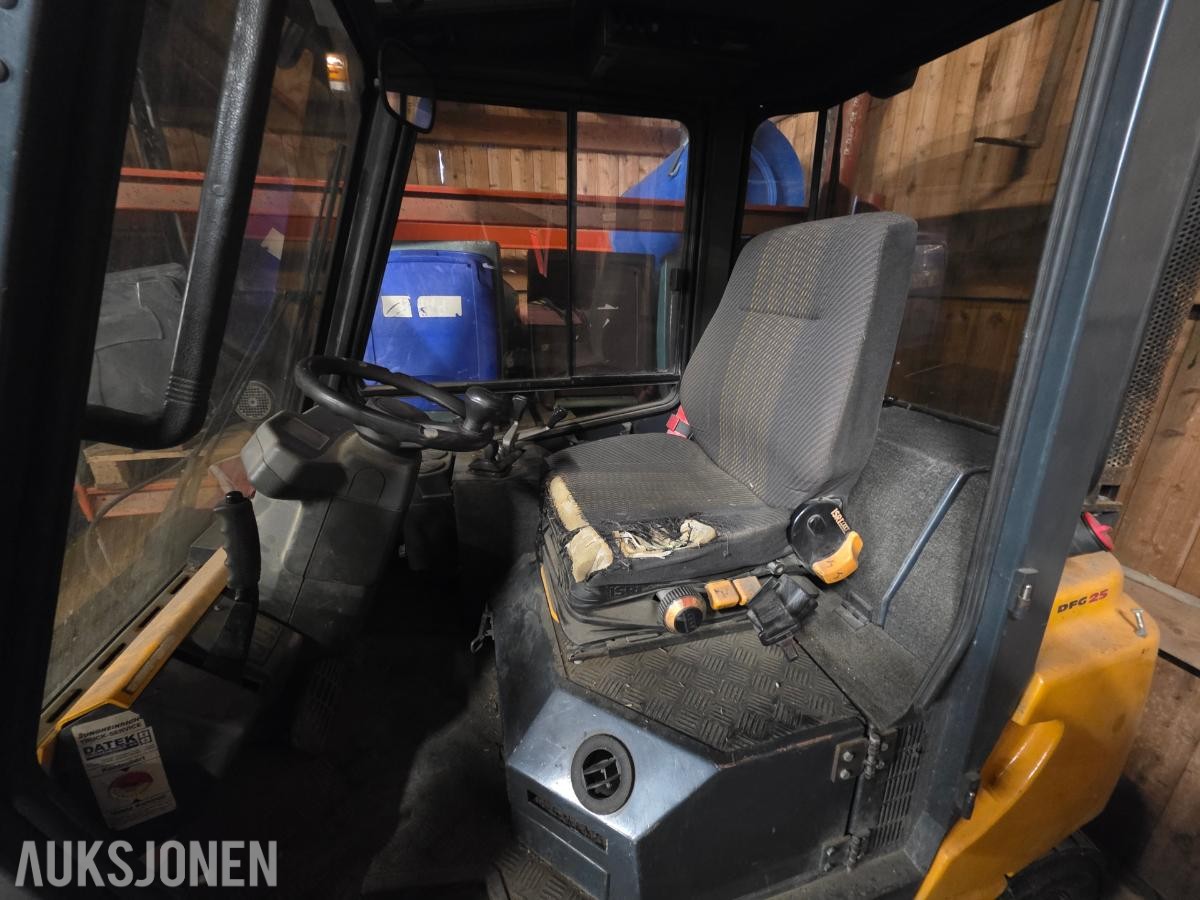 Jungheinrich DFG 25 dieseltruck, reparasjonsobjekt, 7333 timer