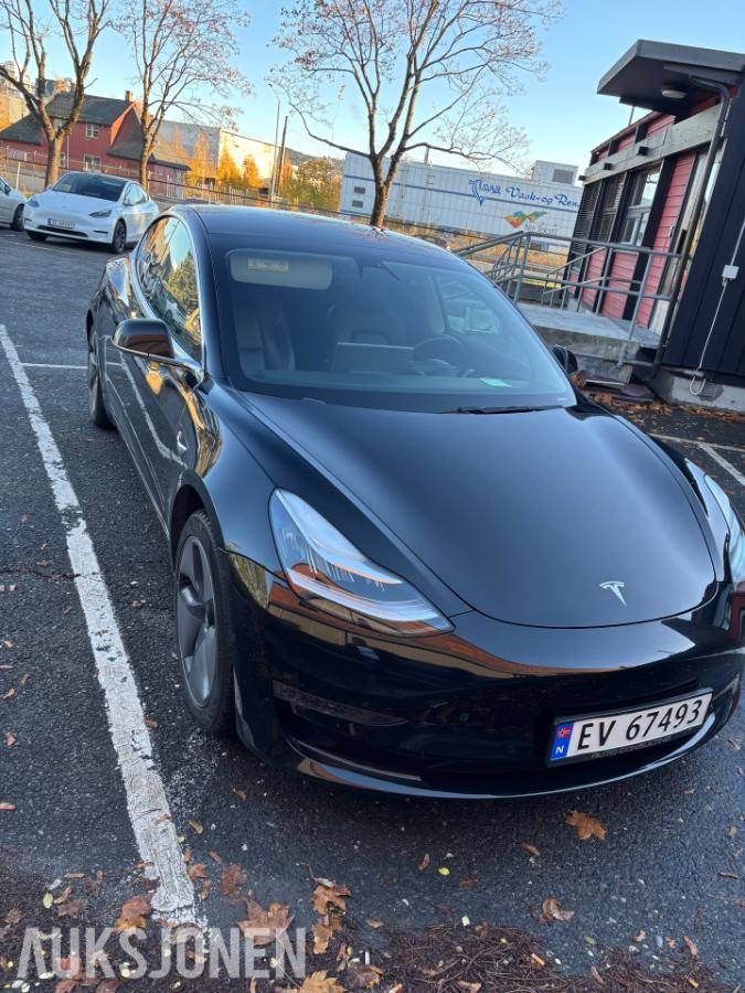 2019 Tesla Model 3 LONG RANGE AWD EN EIER