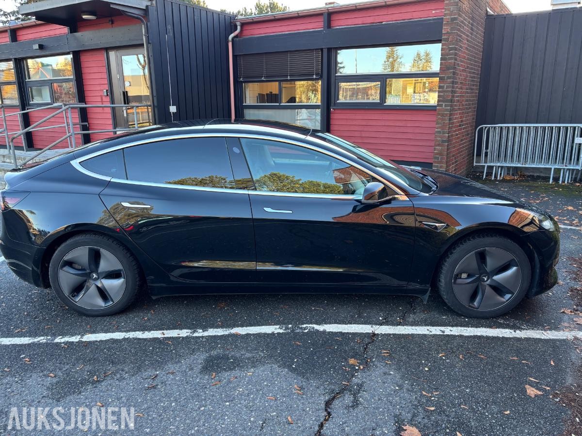 2019 Tesla Model 3 LONG RANGE AWD EN EIER