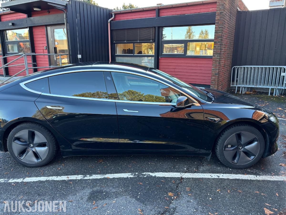 2019 Tesla Model 3 LONG RANGE AWD EN EIER