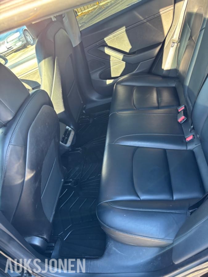 2019 Tesla Model 3 LONG RANGE AWD EN EIER