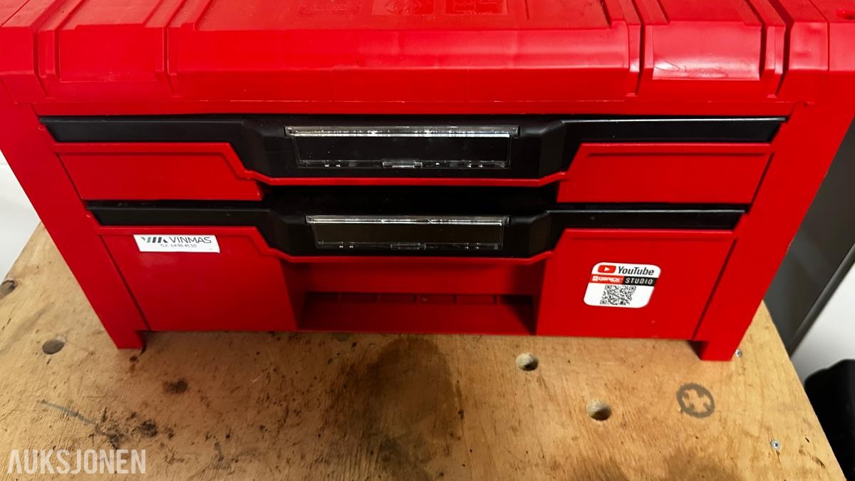 Stor utstyrspakke selges samlet: Kvalitetsverktøy, Bosch hvitevarer & hageredskaper