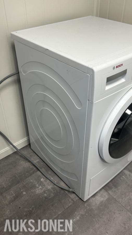 Stor utstyrspakke selges samlet: Kvalitetsverktøy, Bosch hvitevarer & hageredskaper