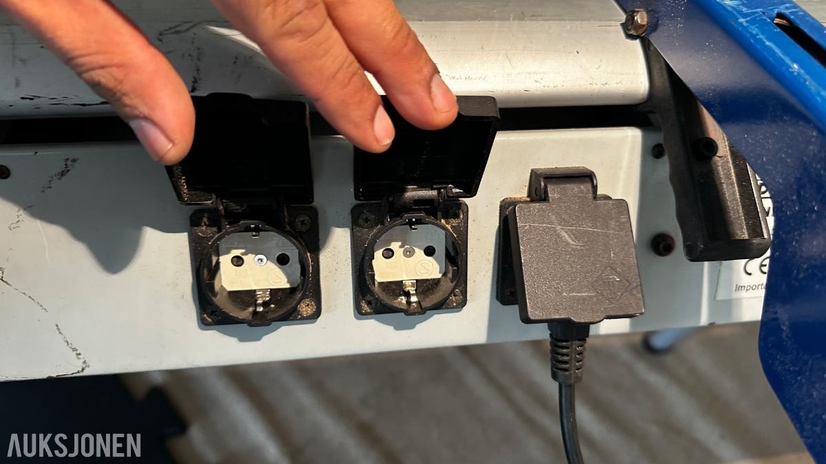 Stor utstyrspakke selges samlet: Kvalitetsverktøy, Bosch hvitevarer & hageredskaper