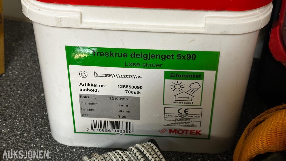 Stor utstyrspakke selges samlet: Kvalitetsverktøy, Bosch hvitevarer & hageredskaper
