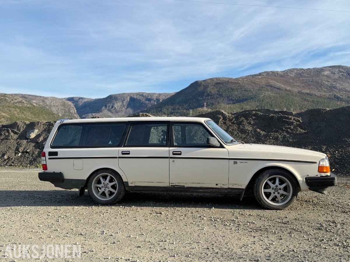 1989 Volvo 240 2.3 Stasjonsvogn, EU OK til 07.2028
