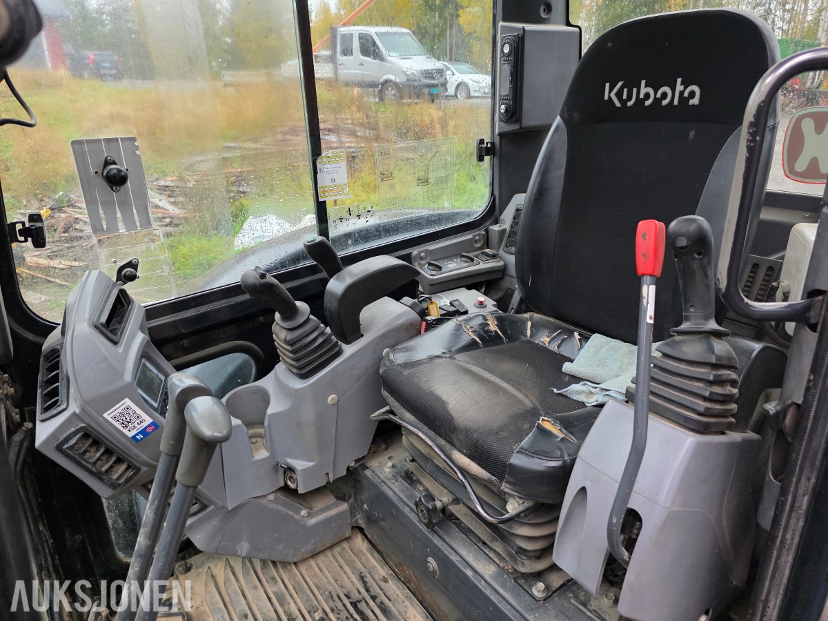 2010 Kubota KX057-4 beltegraver 7192 timer- leveres nysertifisert