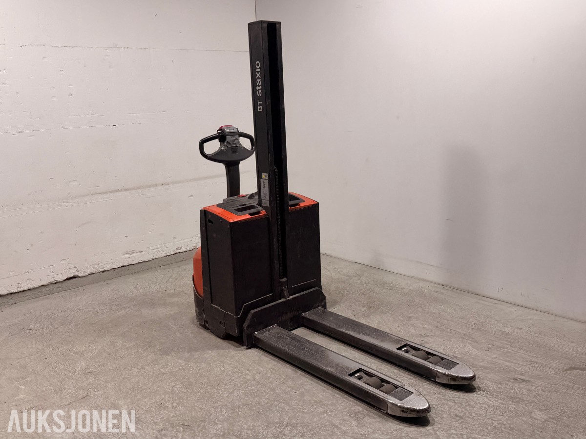 2001 BT Staxio OE25 elektrisk stabler