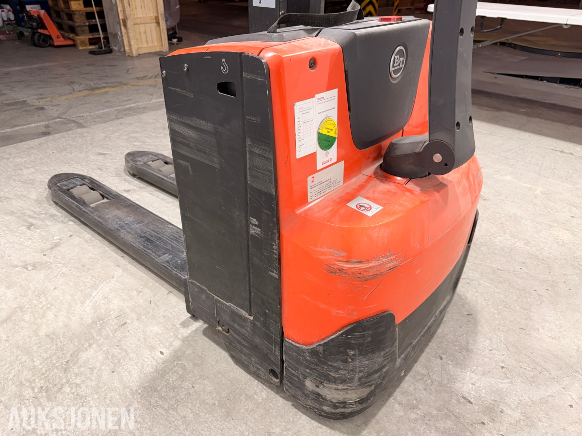 2001 BT Staxio OE25 elektrisk stabler
