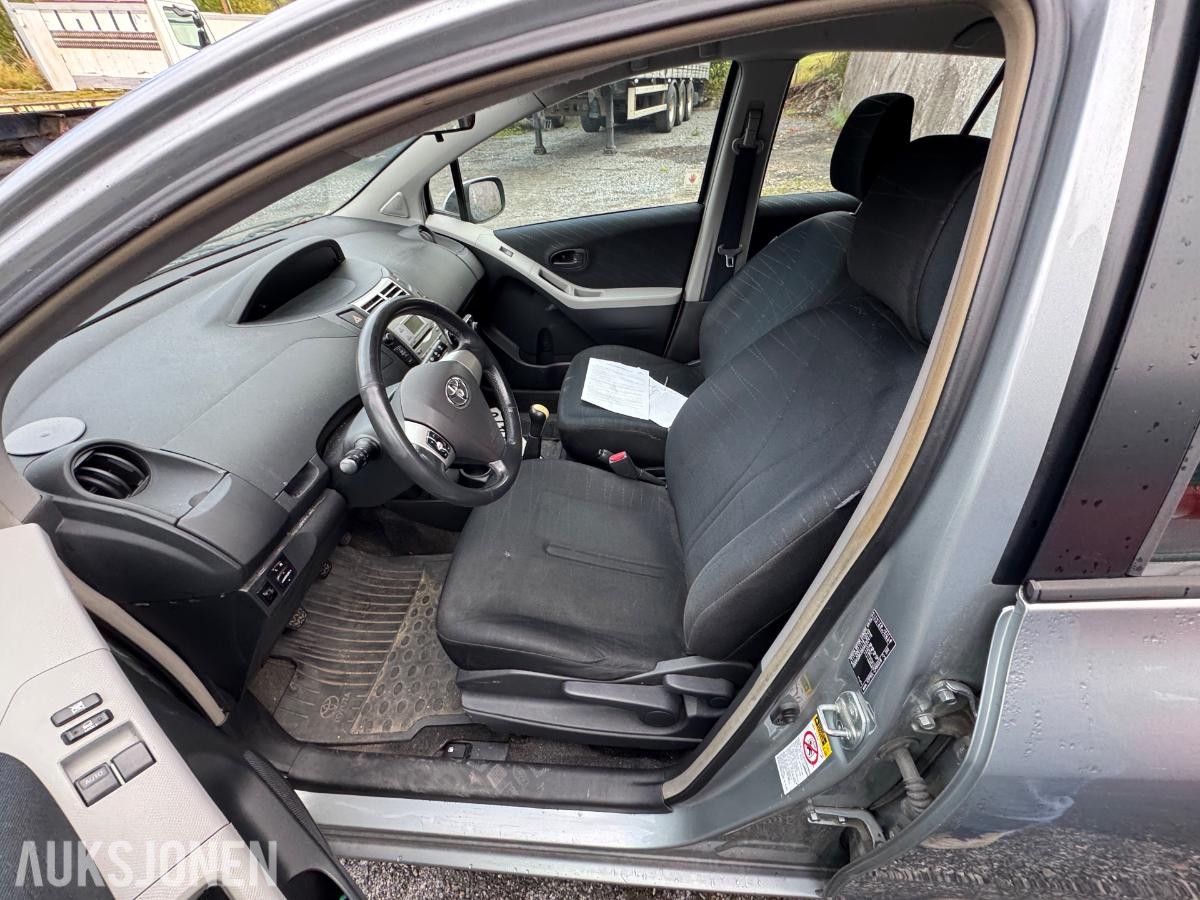 2006 Toyota Yaris 1.0-69 / rep objekt / 167668 km