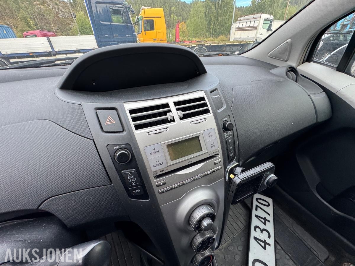 2006 Toyota Yaris 1.0-69 / rep objekt / 167668 km