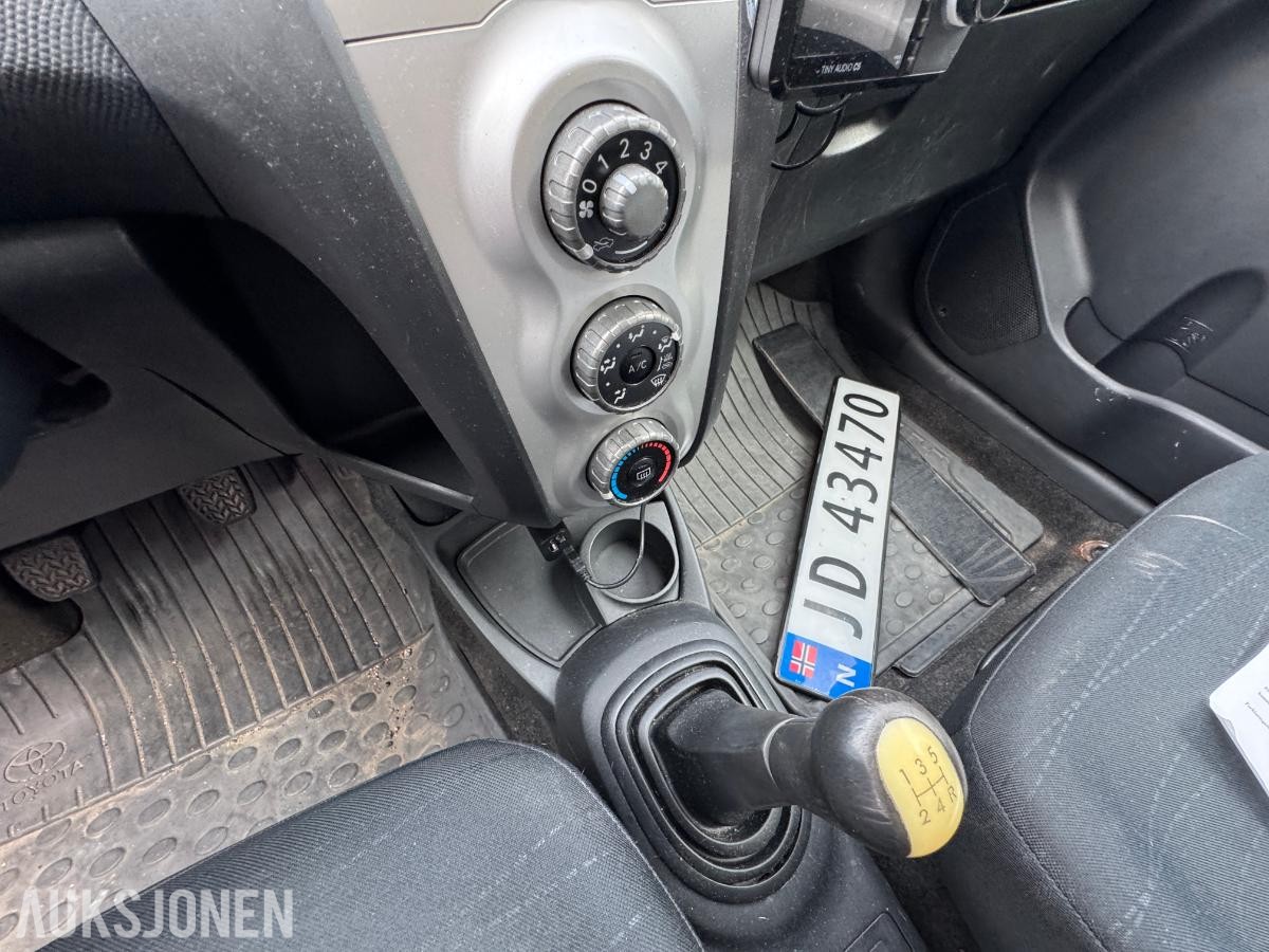 2006 Toyota Yaris 1.0-69 / rep objekt / 167668 km