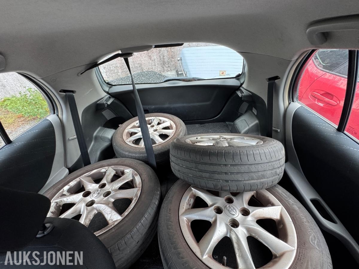 2006 Toyota Yaris 1.0-69 / rep objekt / 167668 km