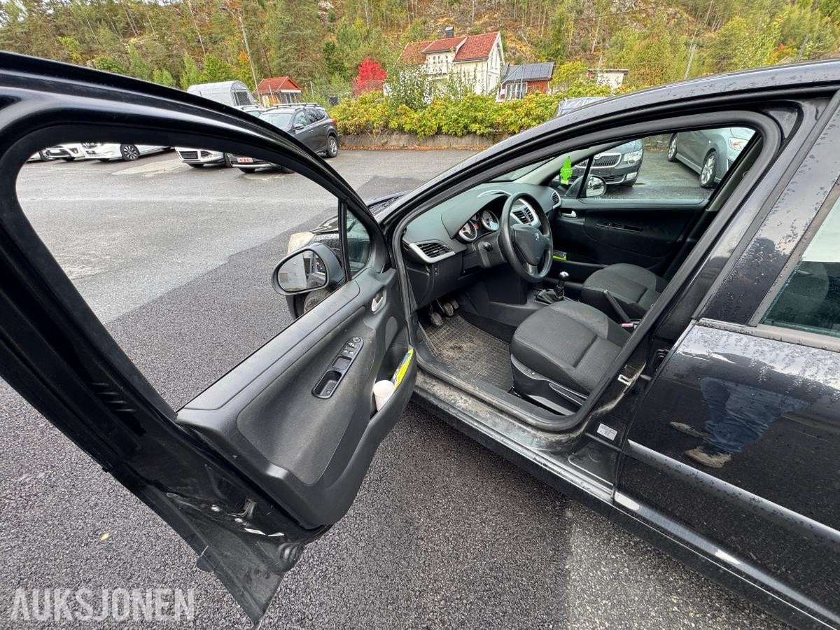 2010 Peugeot 207 1.4-68 D / rep objekt / 181356 km