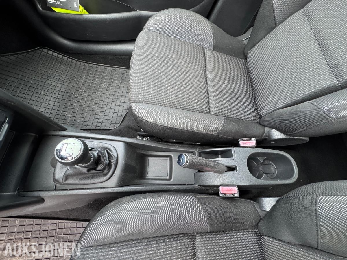 2010 Peugeot 207 1.4-68 D / rep objekt / 181356 km