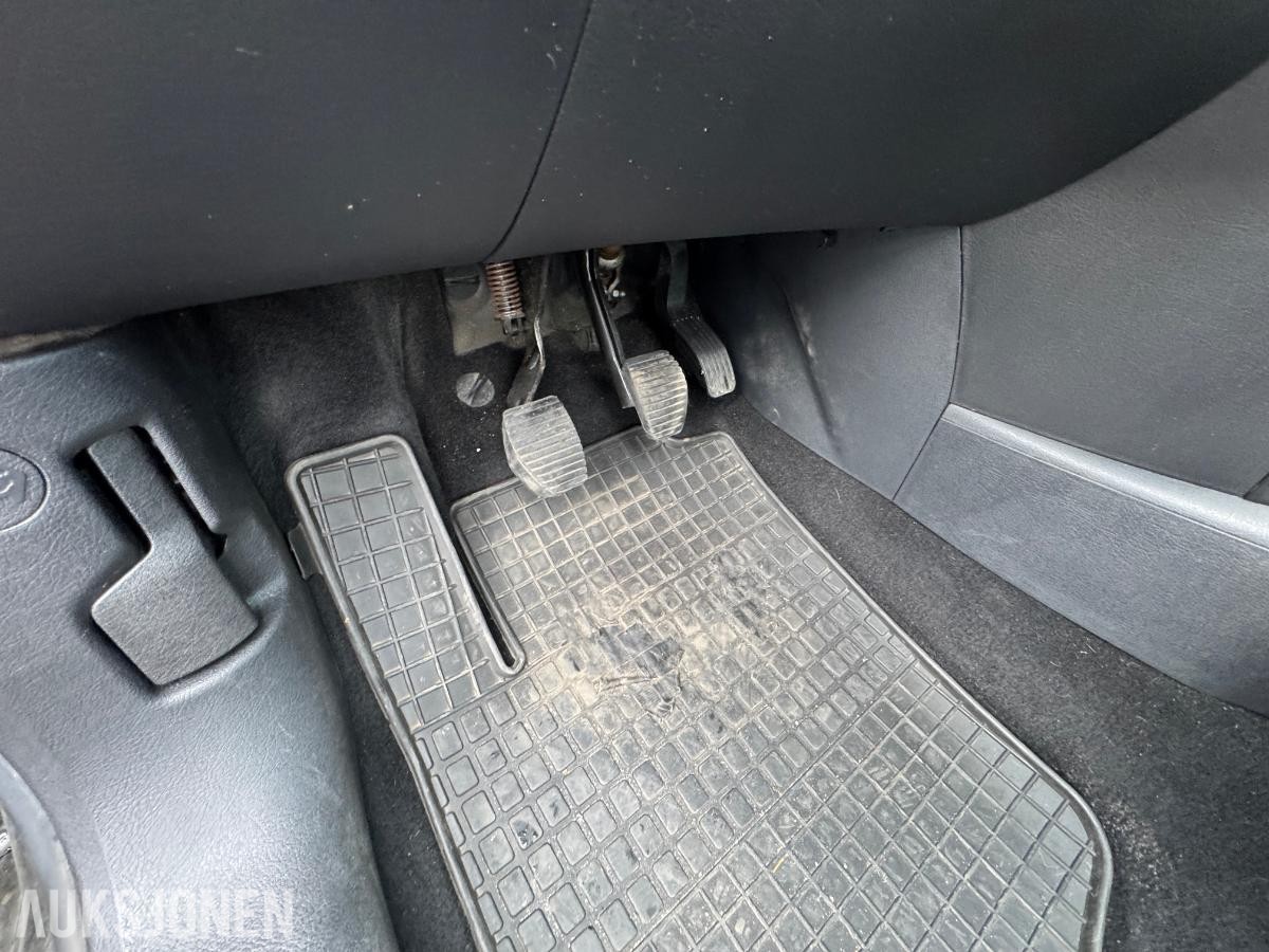 2010 Peugeot 207 1.4-68 D / rep objekt / 181356 km