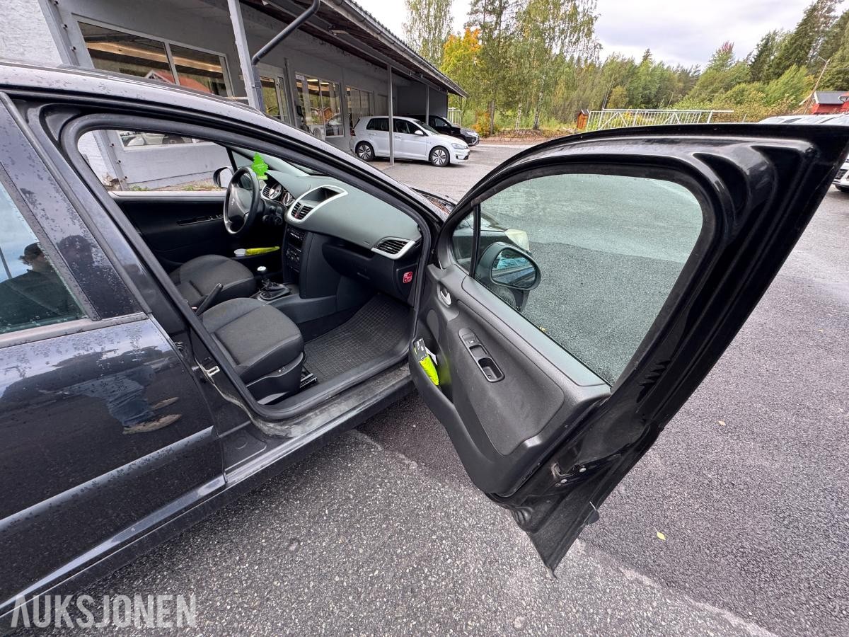 2010 Peugeot 207 1.4-68 D / rep objekt / 181356 km
