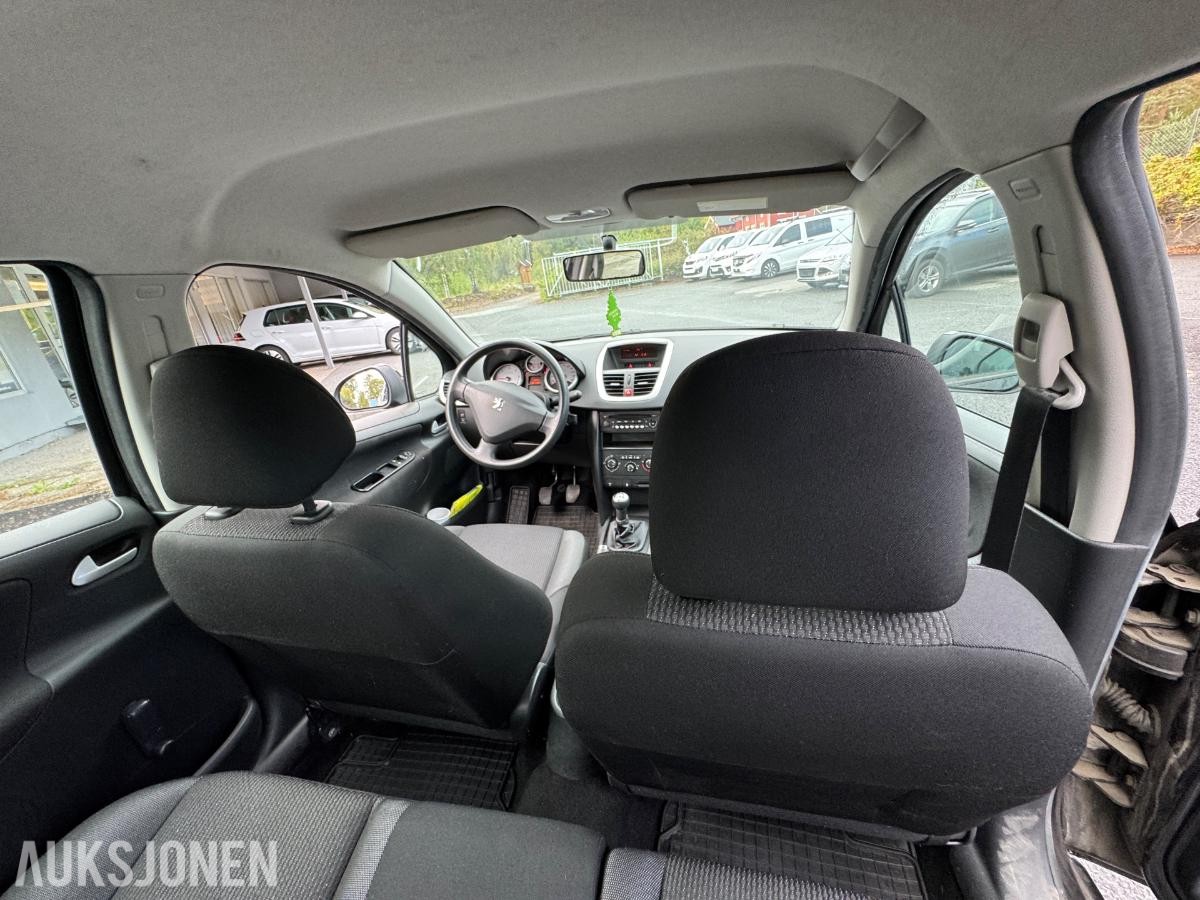 2010 Peugeot 207 1.4-68 D / rep objekt / 181356 km