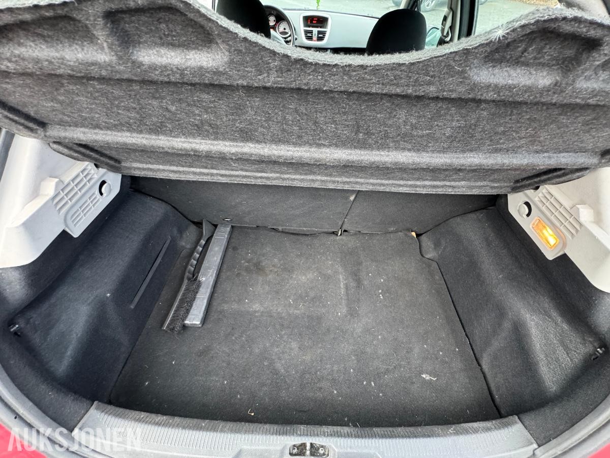 2010 Peugeot 207 1.4-68 D / rep objekt / 181356 km