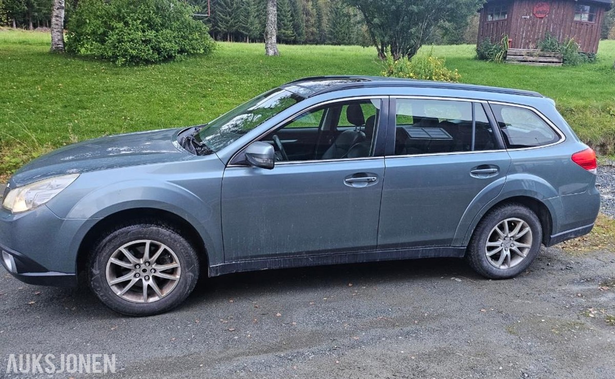 2010 Subaru Legacy 2.5 AWD, Delebil/Reparasjonsobjekt, EU OK til 02.2028