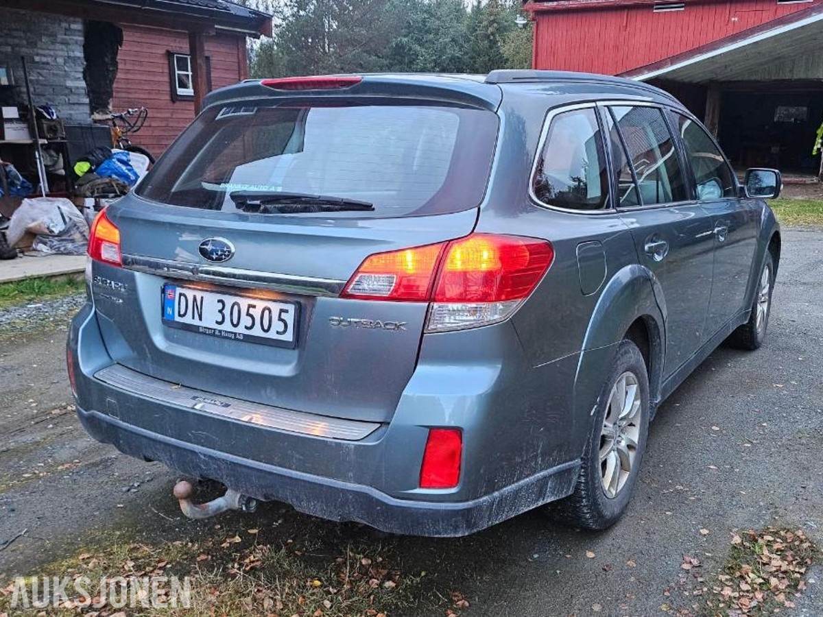 2010 Subaru Legacy 2.5 AWD, Delebil/Reparasjonsobjekt, EU OK til 02.2028