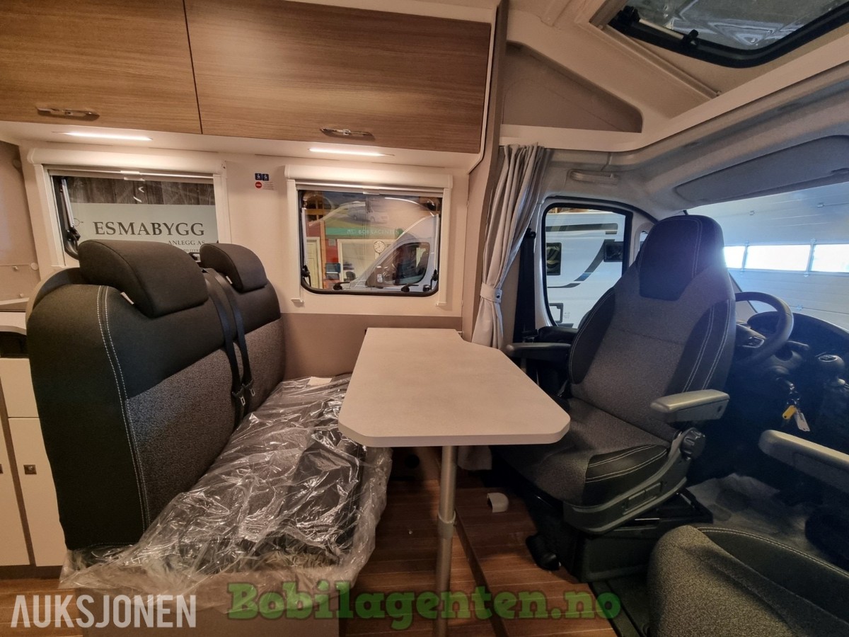 2026 Etrusco T 6.9 SB Hymer / NYBIL / Solcelle / Ryggekamera / Markise / Lettmetallfelger / Stor gjennomgående gar
