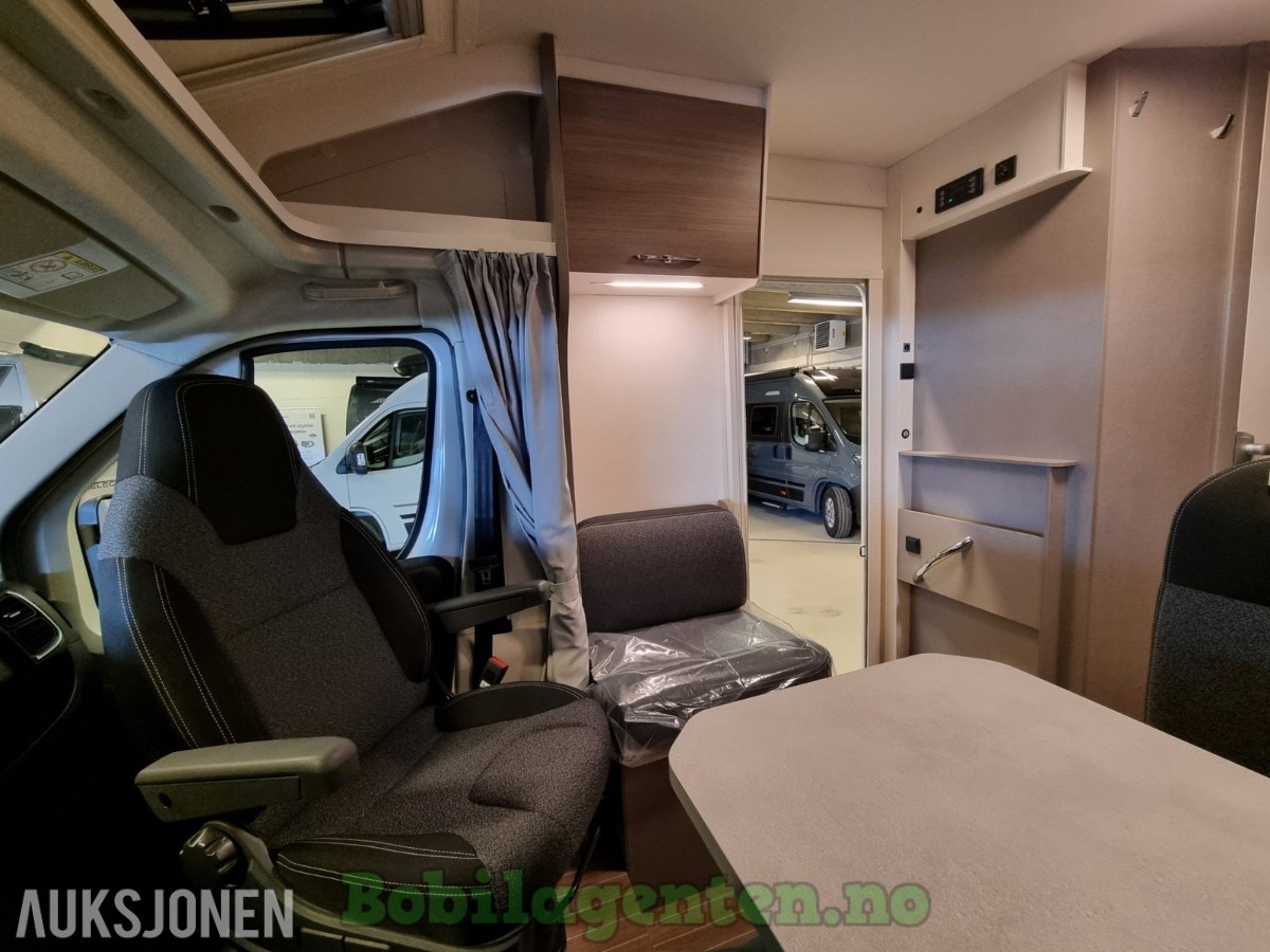 2026 Etrusco T 6.9 SB Hymer / NYBIL / Solcelle / Ryggekamera / Markise / Lettmetallfelger / Stor gjennomgående gar